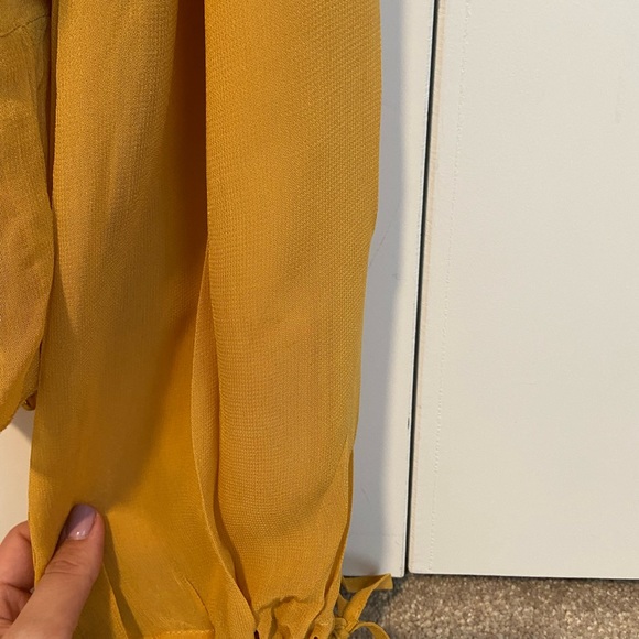 Yellow Boho Long-Sleeve Blouse - Picture 12 of 12